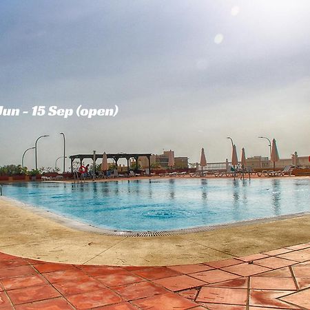 La Duquesa Vip Apartment Torremolinos Bagian luar foto