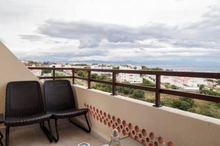 La Duquesa Vip Apartment Torremolinos Bagian luar foto